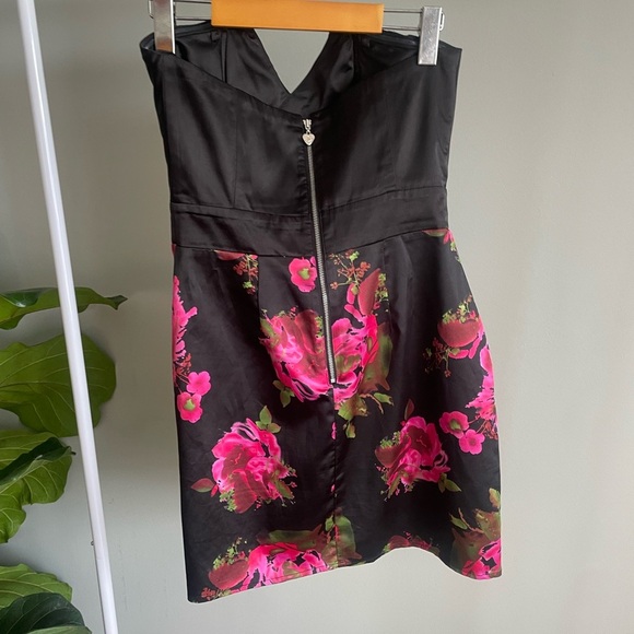 Lipsy London Mini Corset Strapless Floral Dress Size 6 - Picture 3 of 5